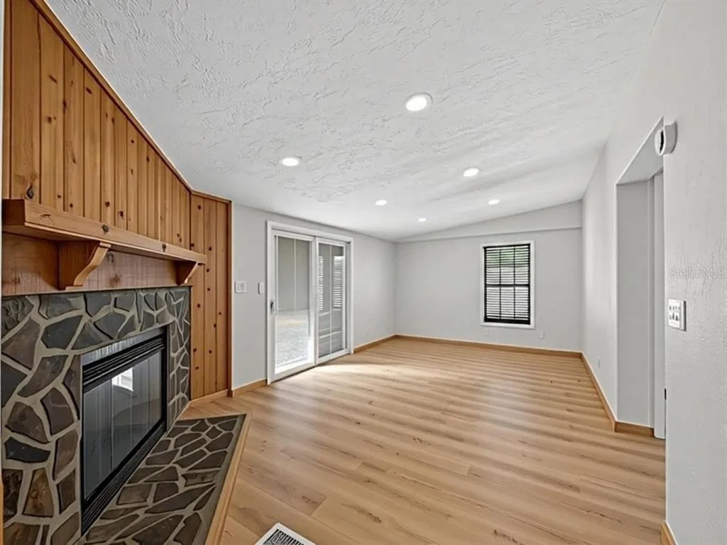 Photo of 14318 ROCK N ROLL ROAD