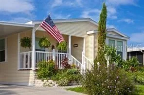 Photo of 564 LONGWOOD DRIVE