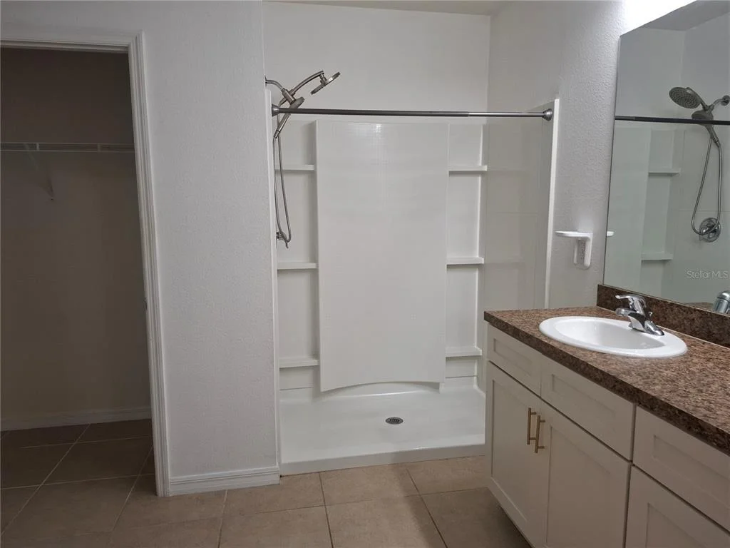 Photo of 2805 NE 45TH AVENUE