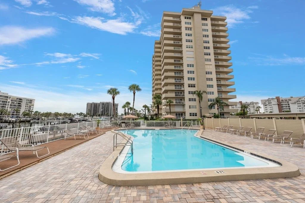 Photo of Unit 607 at 1621 GULF BOULEVARD