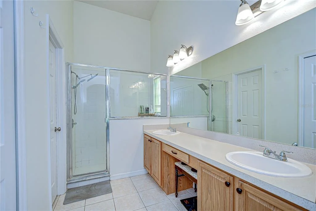 Photo of 7107 COLONIAL LAKE DR
