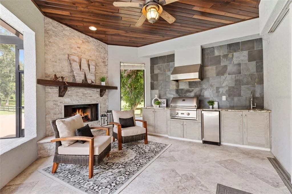 Photo of 19601 EAGLE CREST DRIVE