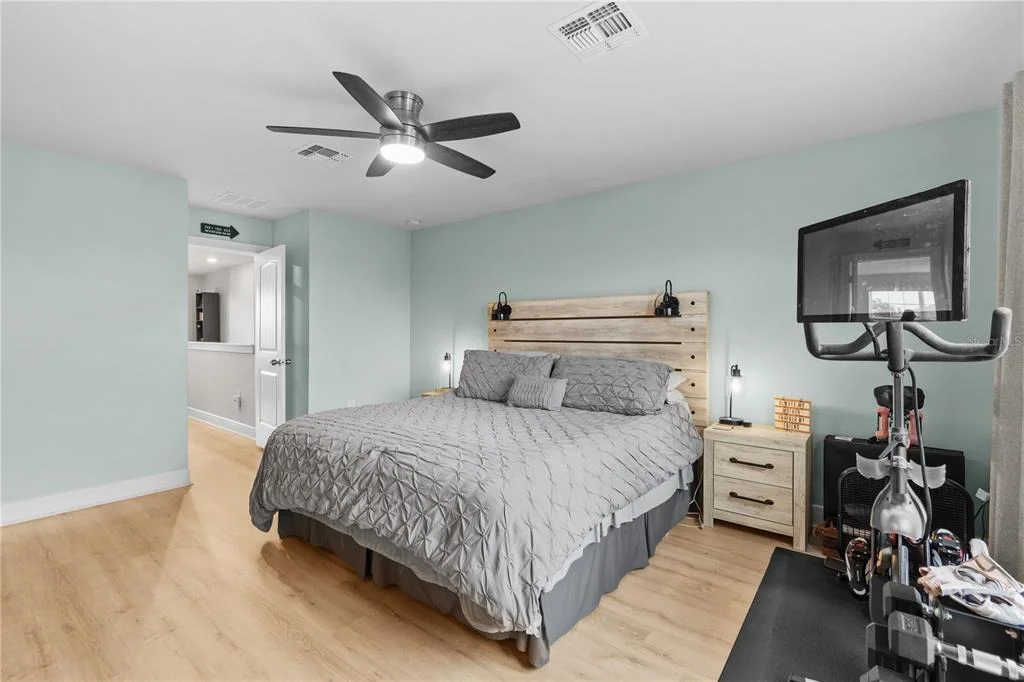 Photo of 9109 ROYAL RIVER CIRCLE