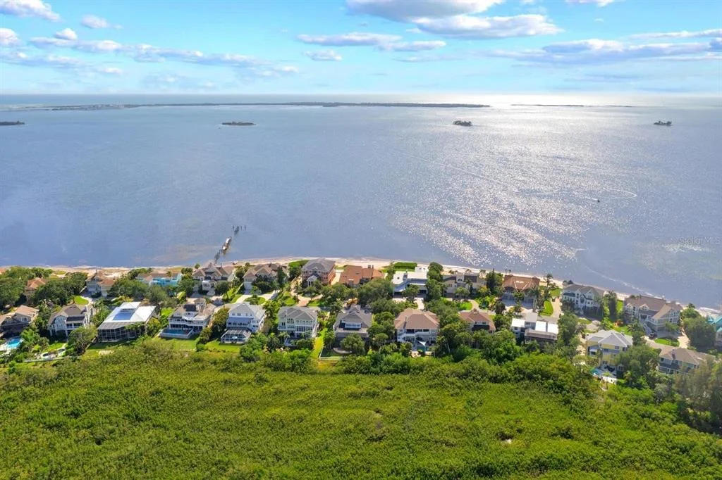 Photo of 921 POINT SEASIDE DRIVE