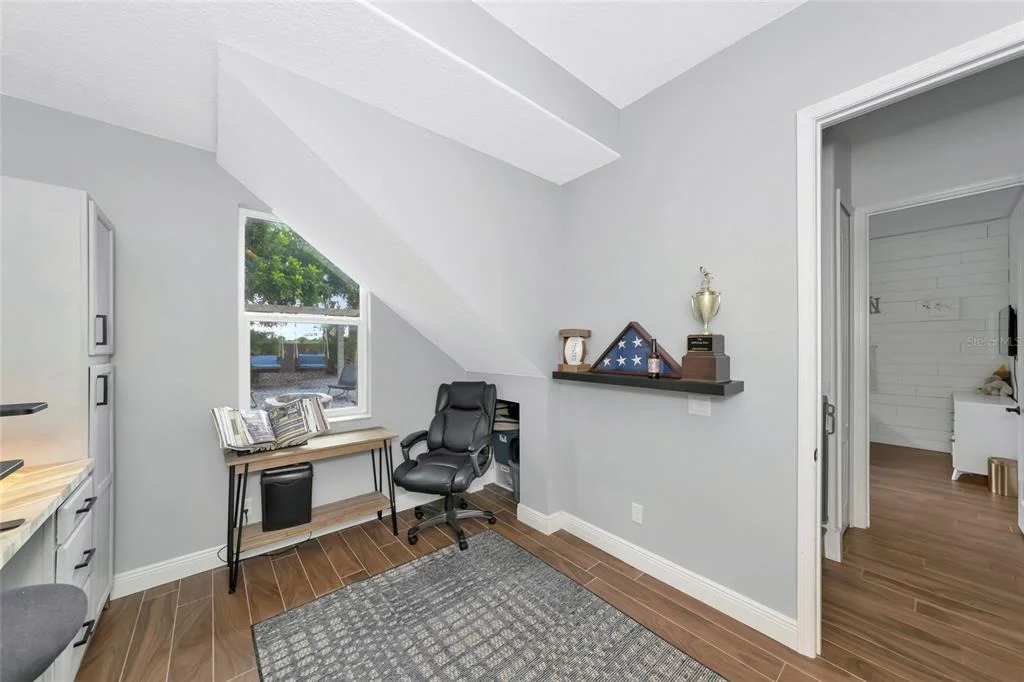 Photo of 1417 LANDVIEW LANE