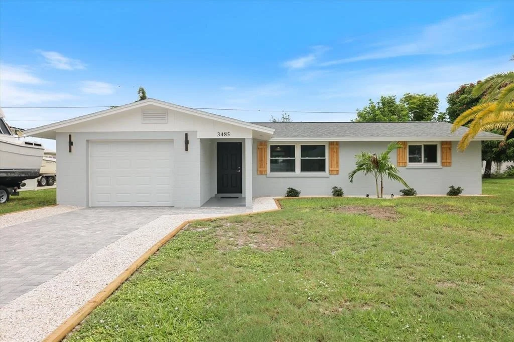 Photo of 3485 ROSLYN ROAD