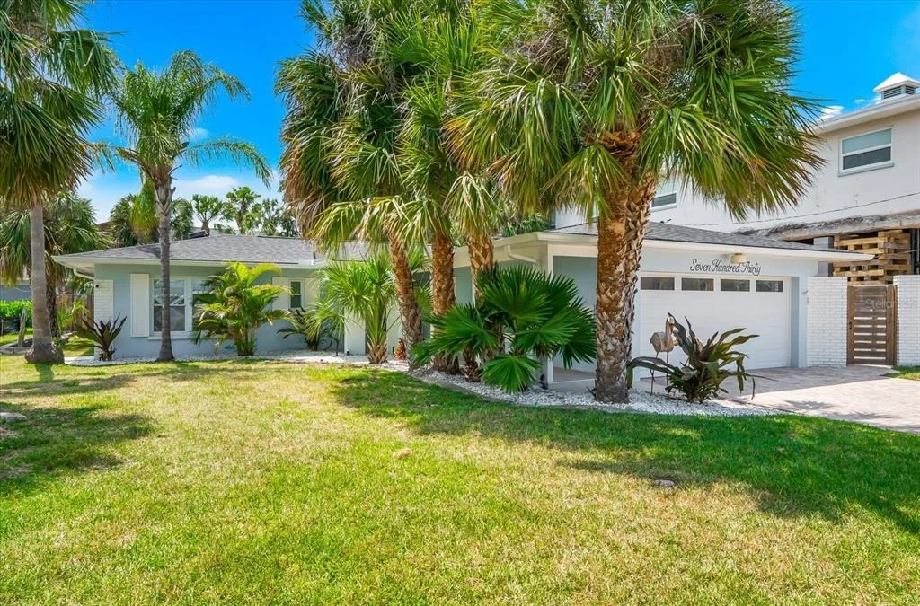 Photo of 730 BAY ESPLANADE