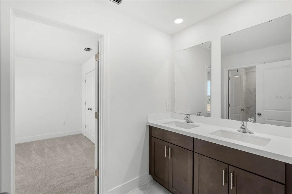 Photo of 558 EMERALD GROVE DRIVE
