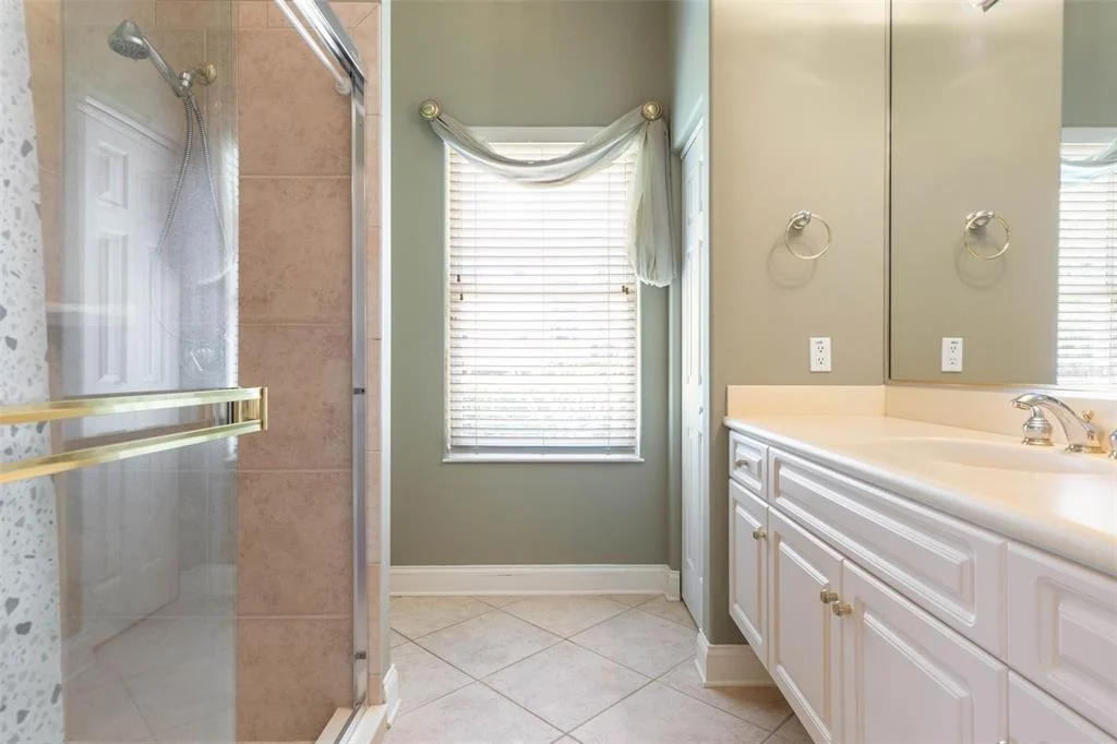 Photo of 1023 HAMPSTEAD LANE
