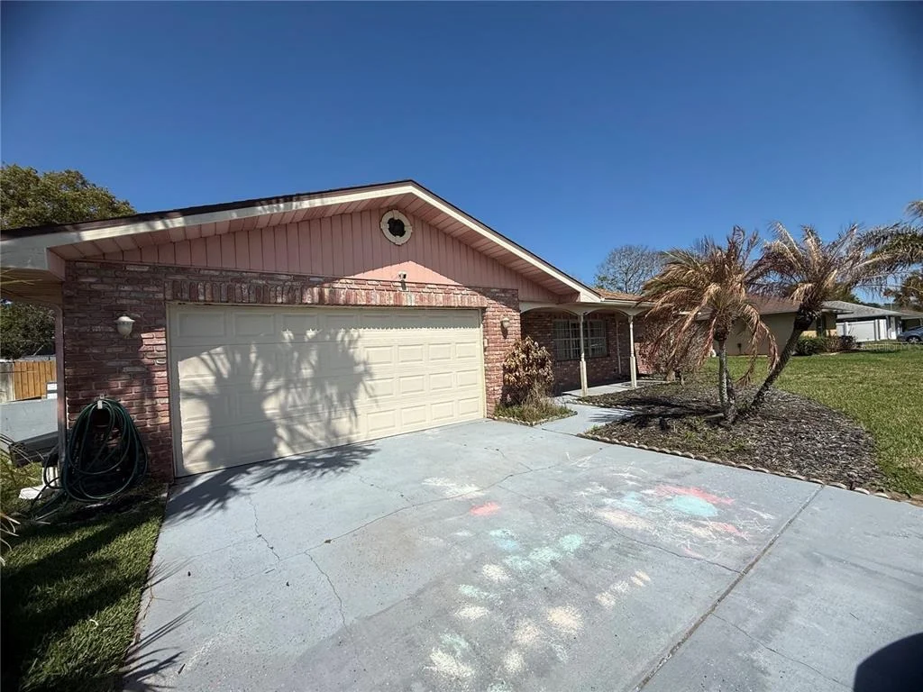 Photo of 409 NEEDLES DRIVE