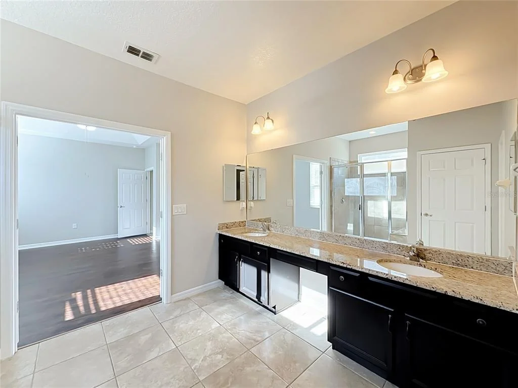 Photo of 3319 BETHPAGE LOOP