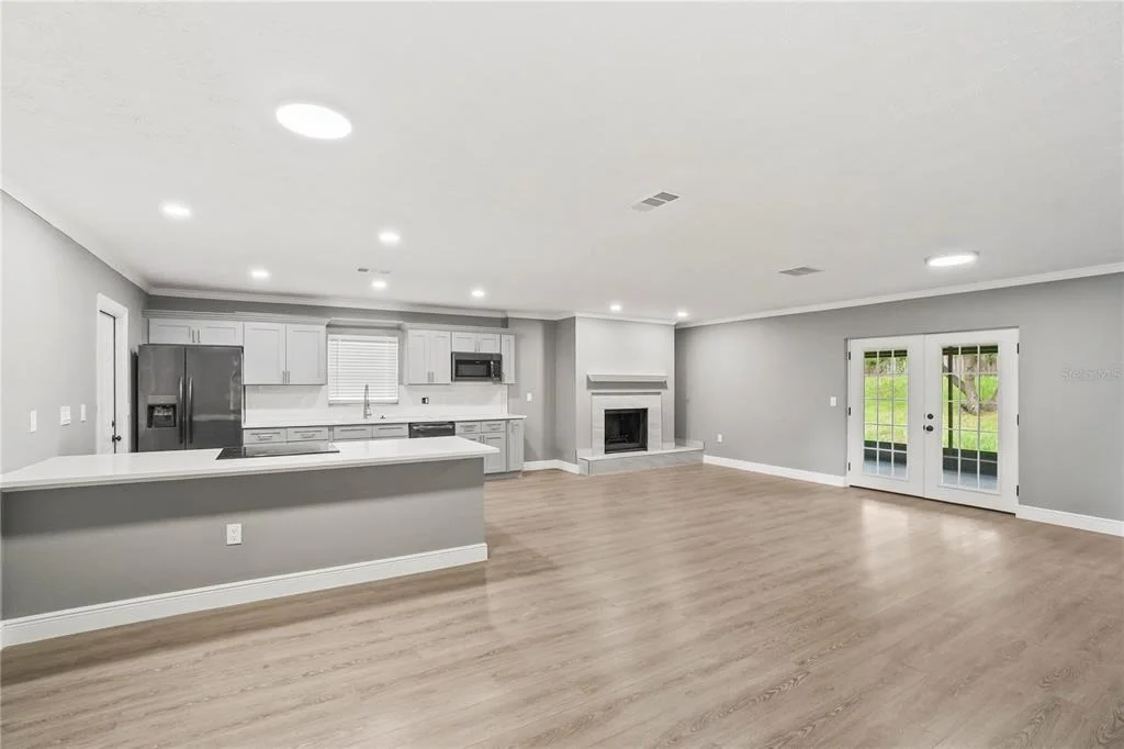 Photo of 1901 LAKEVIEW DRIVE