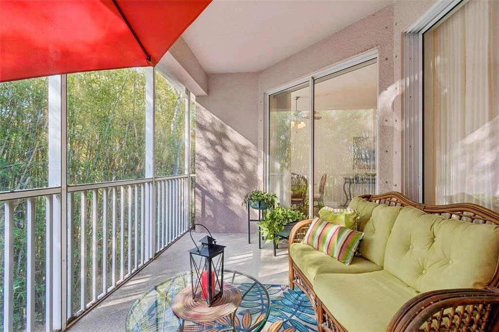 Photo of 894 LANTERN WAY