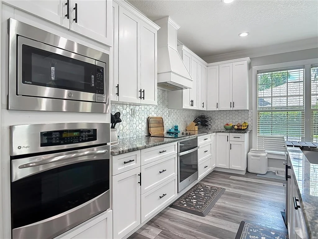 Photo of 38 WINDING CREEK WAY