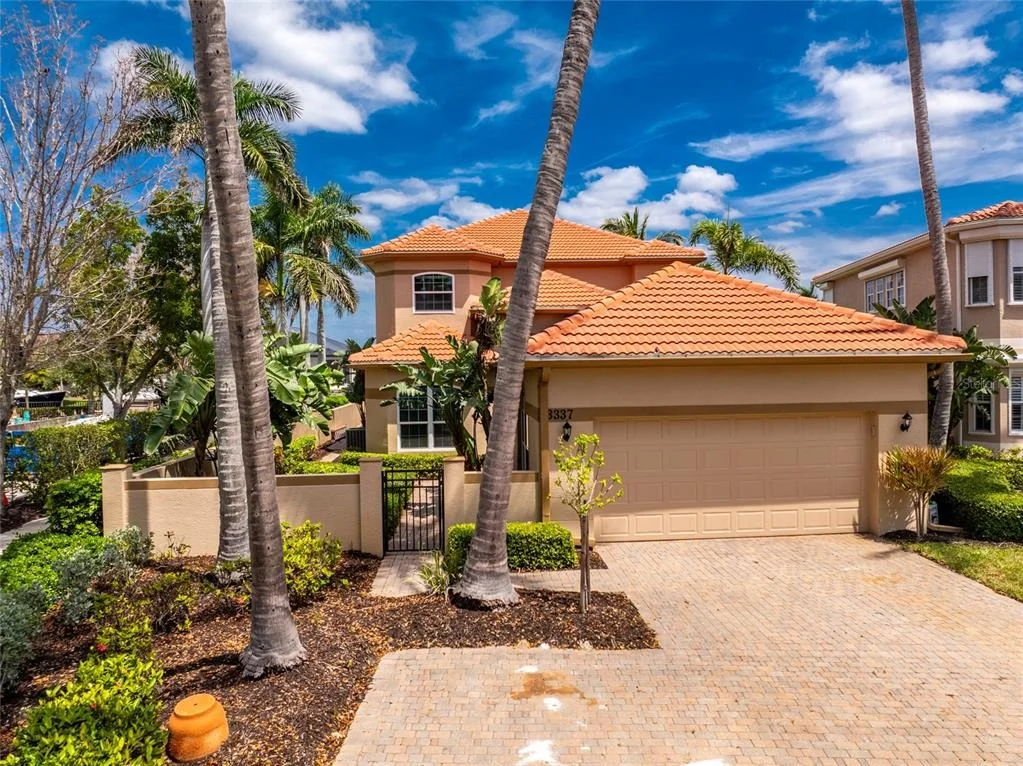 Photo of 3337 SUNSET KEY CIRCLE