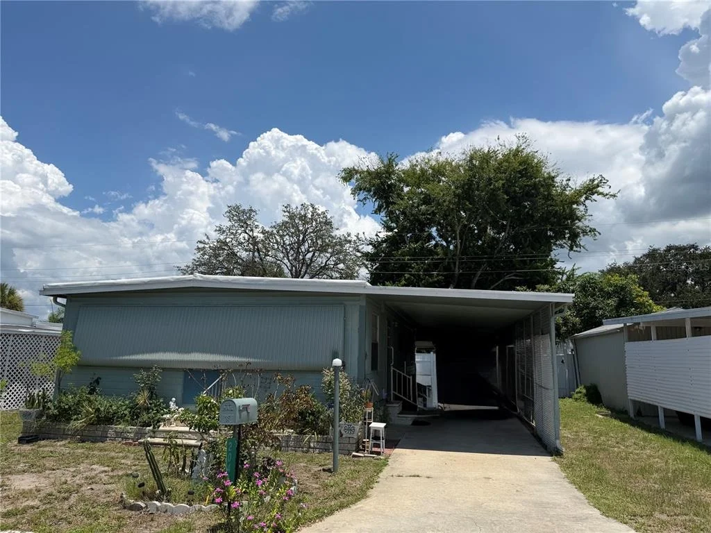 Photo of 2044 HOYLE DRIVE
