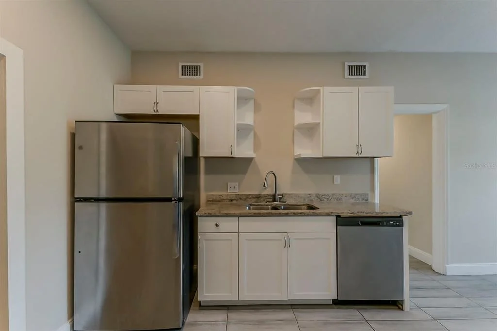 Photo of 1007 EMERALDA ROAD
