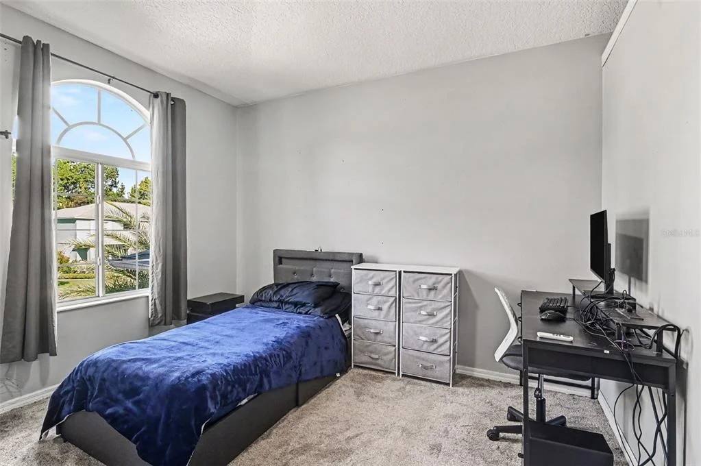 Photo of 1325 TALL MAPLE LOOP