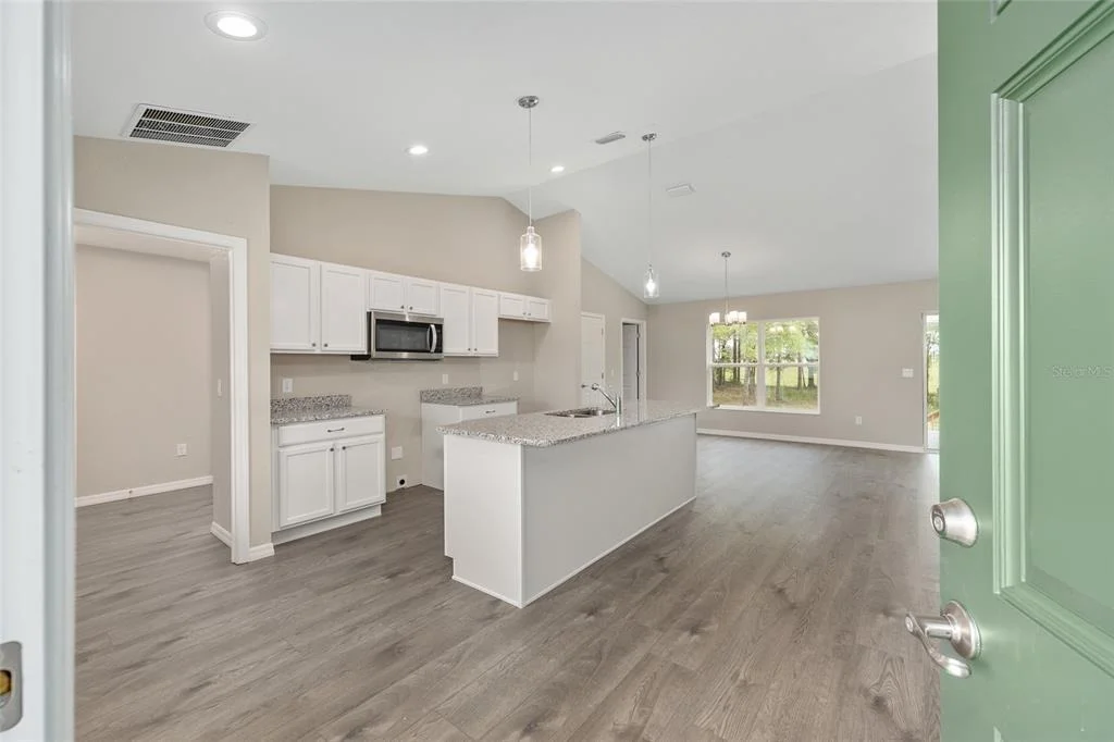 Photo of 3853 SW SOUNDVIEW DRIVE