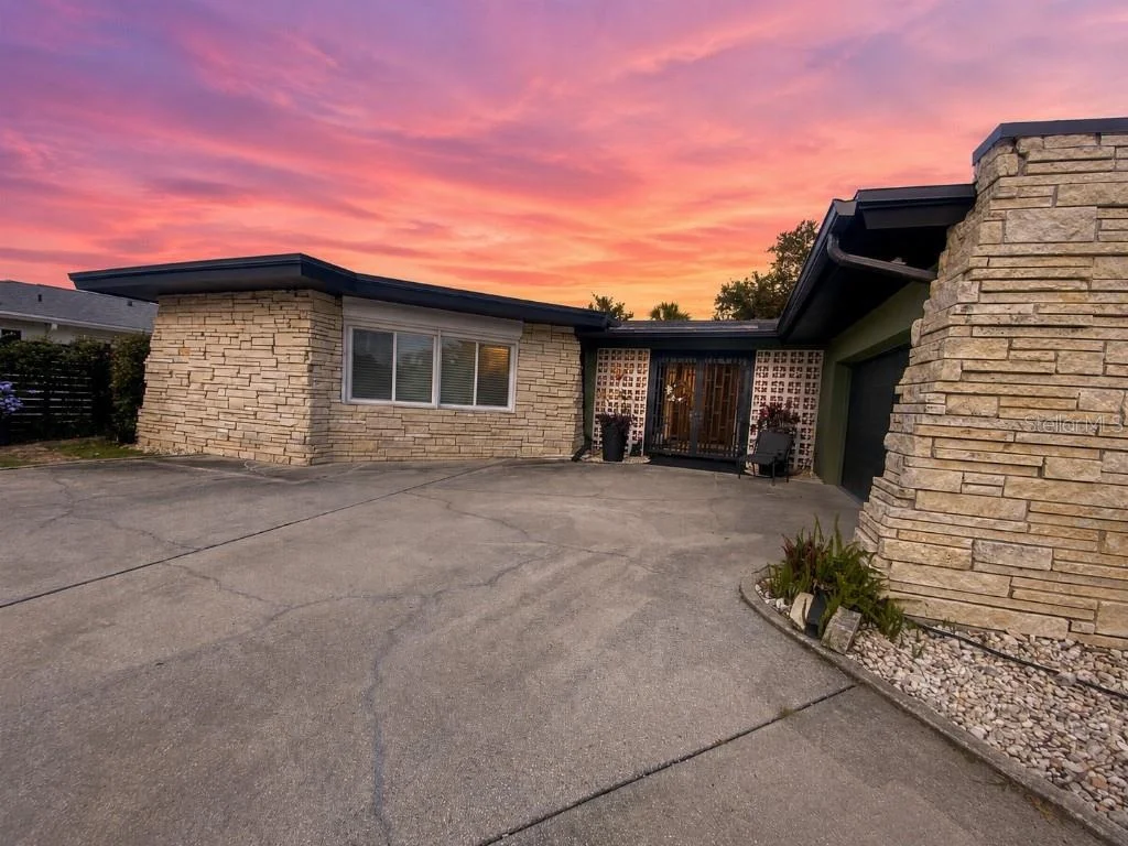 Photo of 307 ORANGEWOOD LANE
