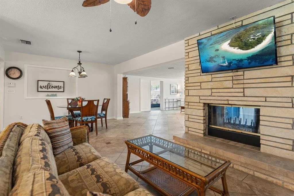 Photo of 1 MAPLEWOOD AVENUE