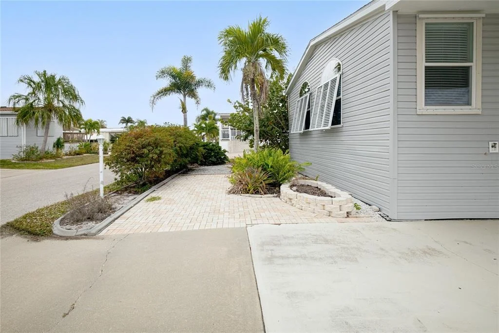 Photo of 14 FREEMAN AVENUE