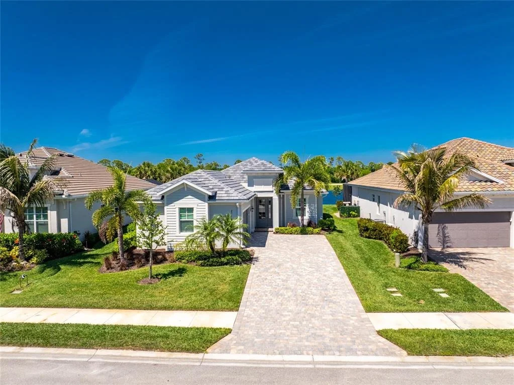 Photo of 25180 LONGMEADOW DRIVE