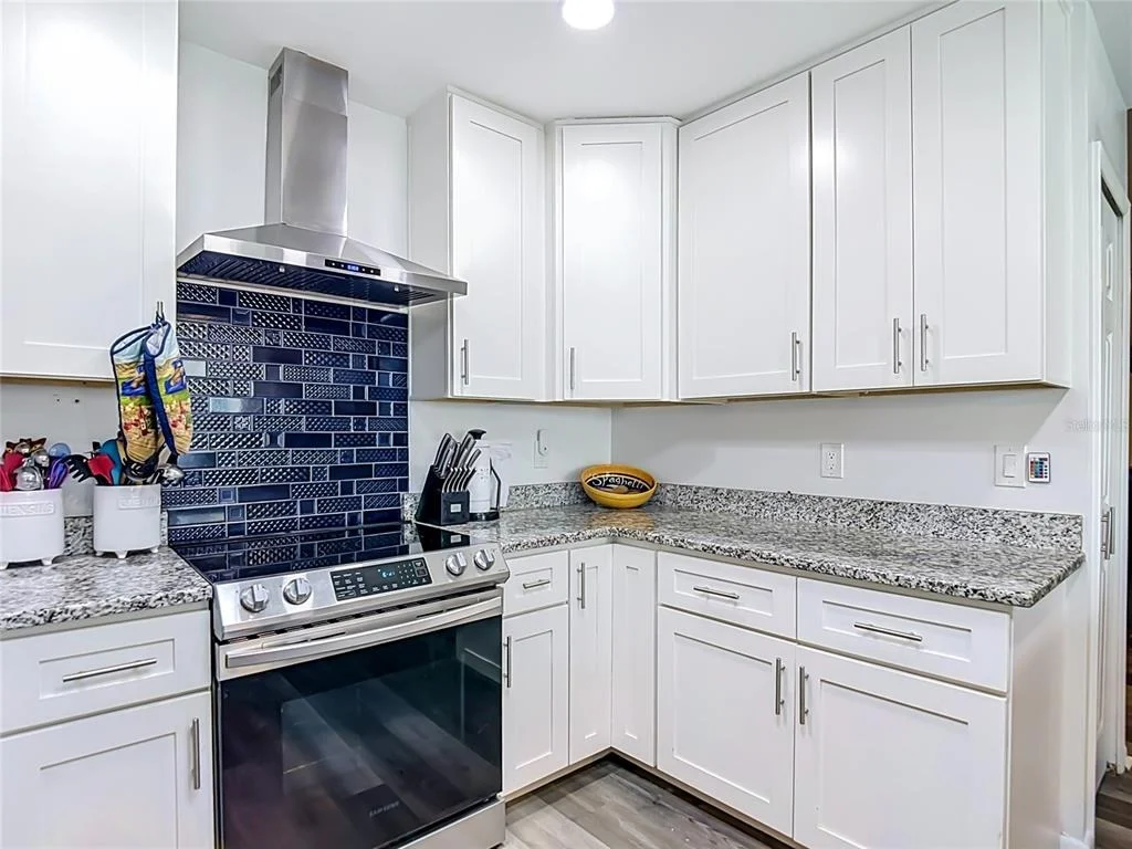 Photo of 10433 DUNKIRK ROAD