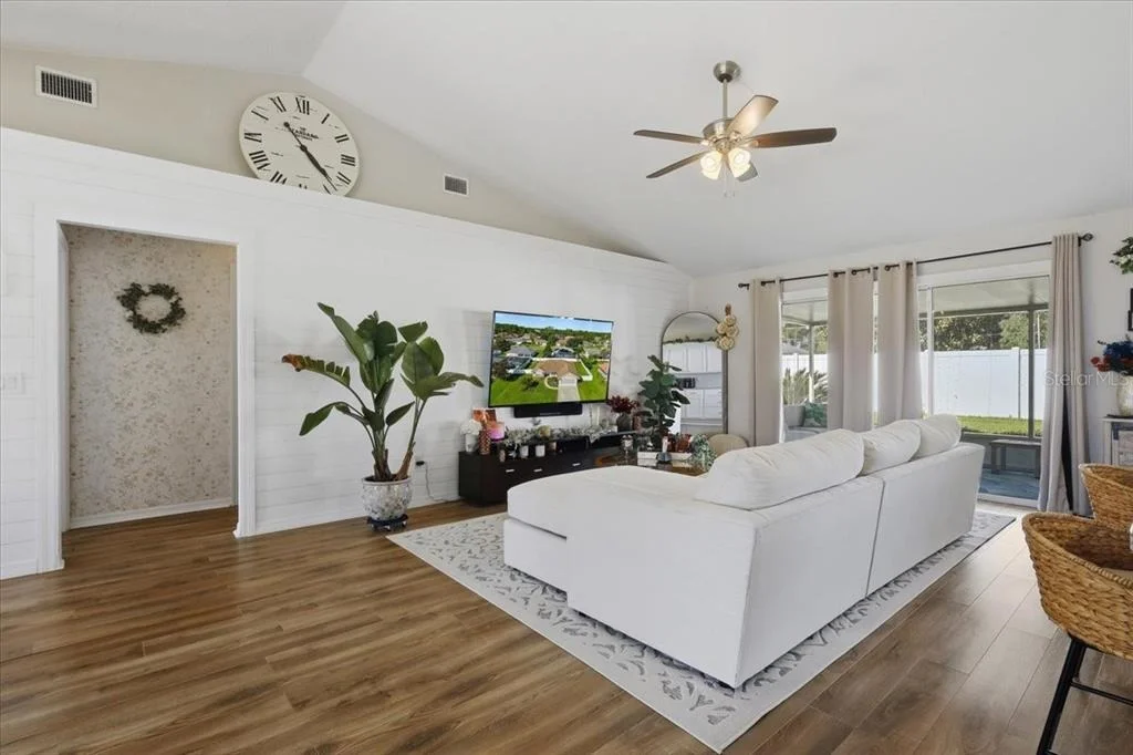 Photo of 13 BURNHAM LANE