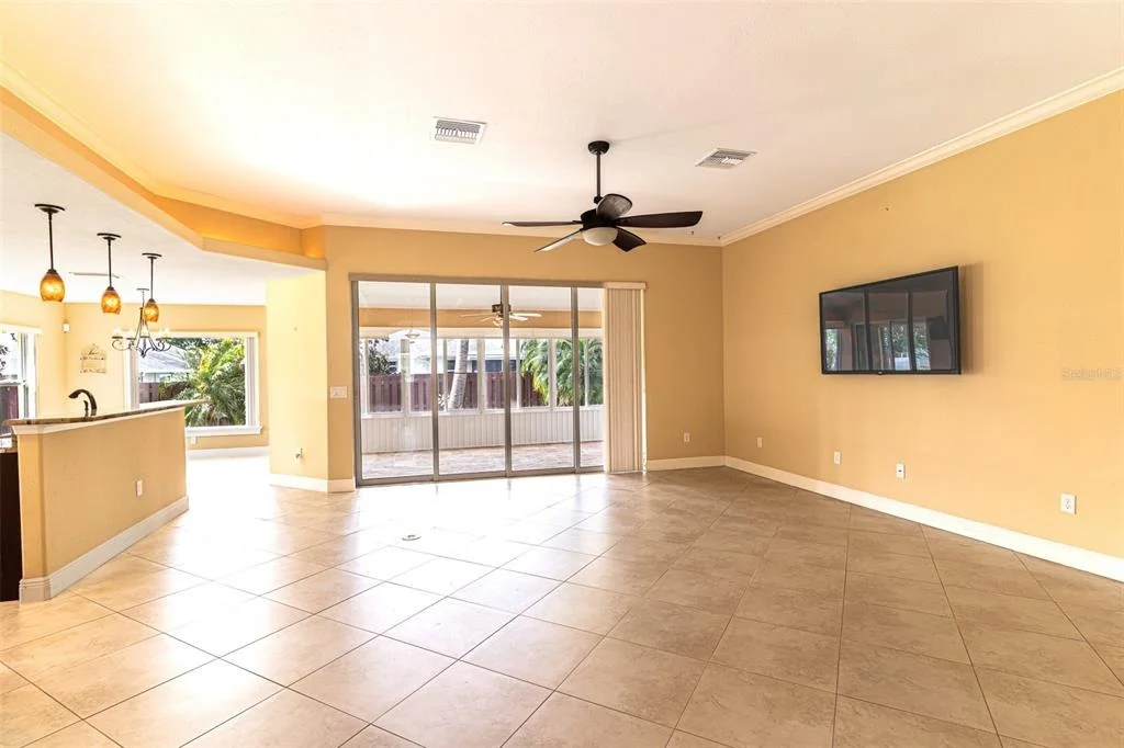 Photo of 3715 SEBRING PARKWAY