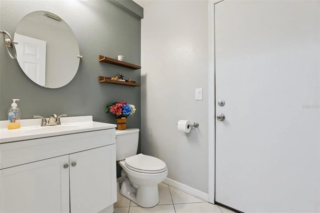 Photo of 1458 ROYAL CIRCLE