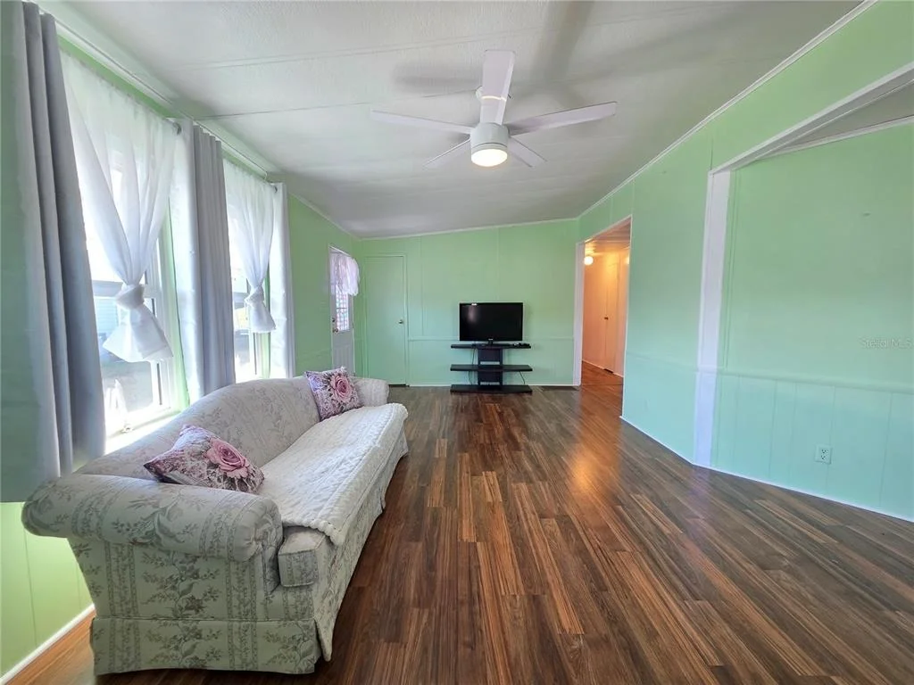 Photo of 8027 EASTERN CIRCLE DRIVE
