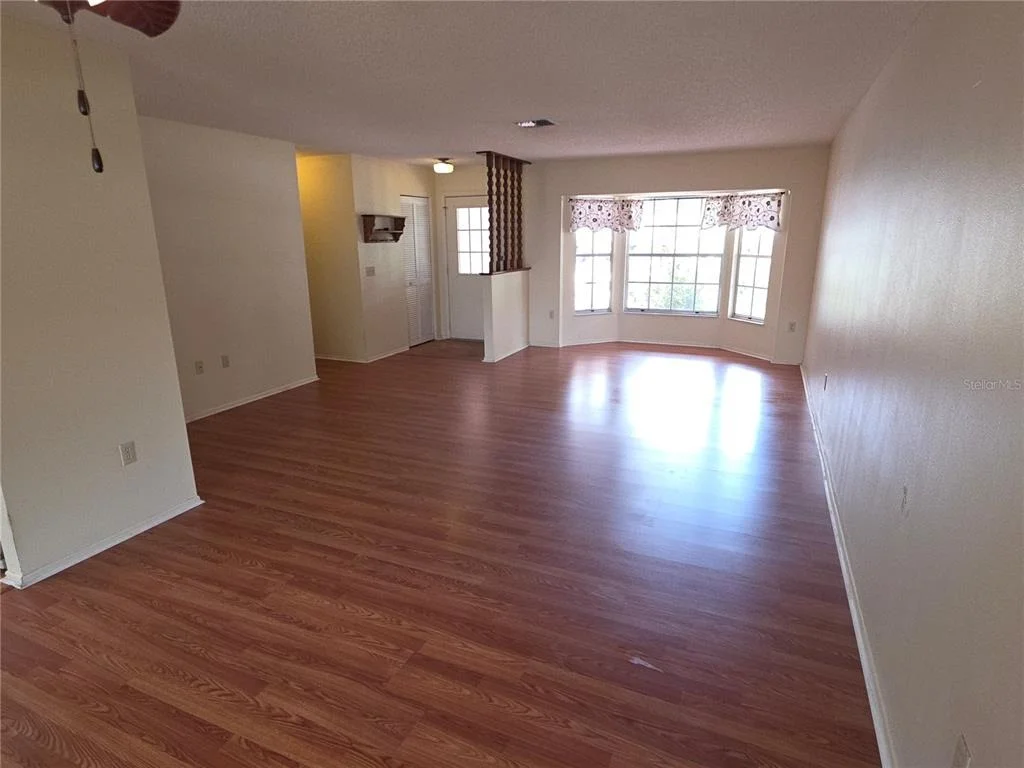 Photo of 6264 DARIEN WAY