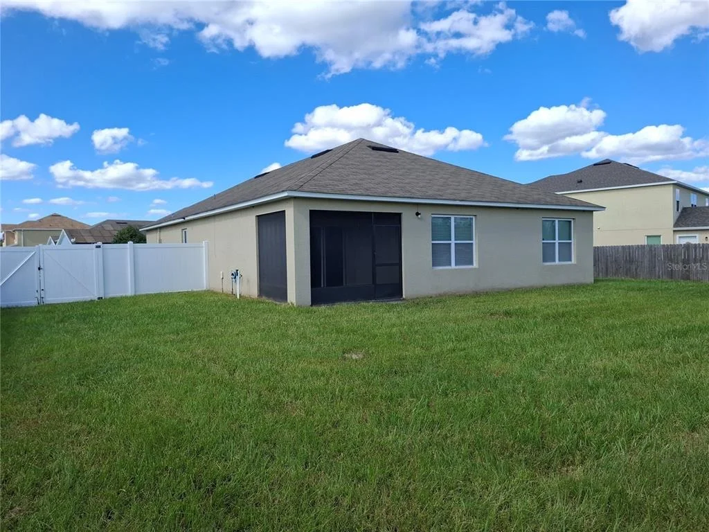 Photo of 2805 NE 45TH AVENUE