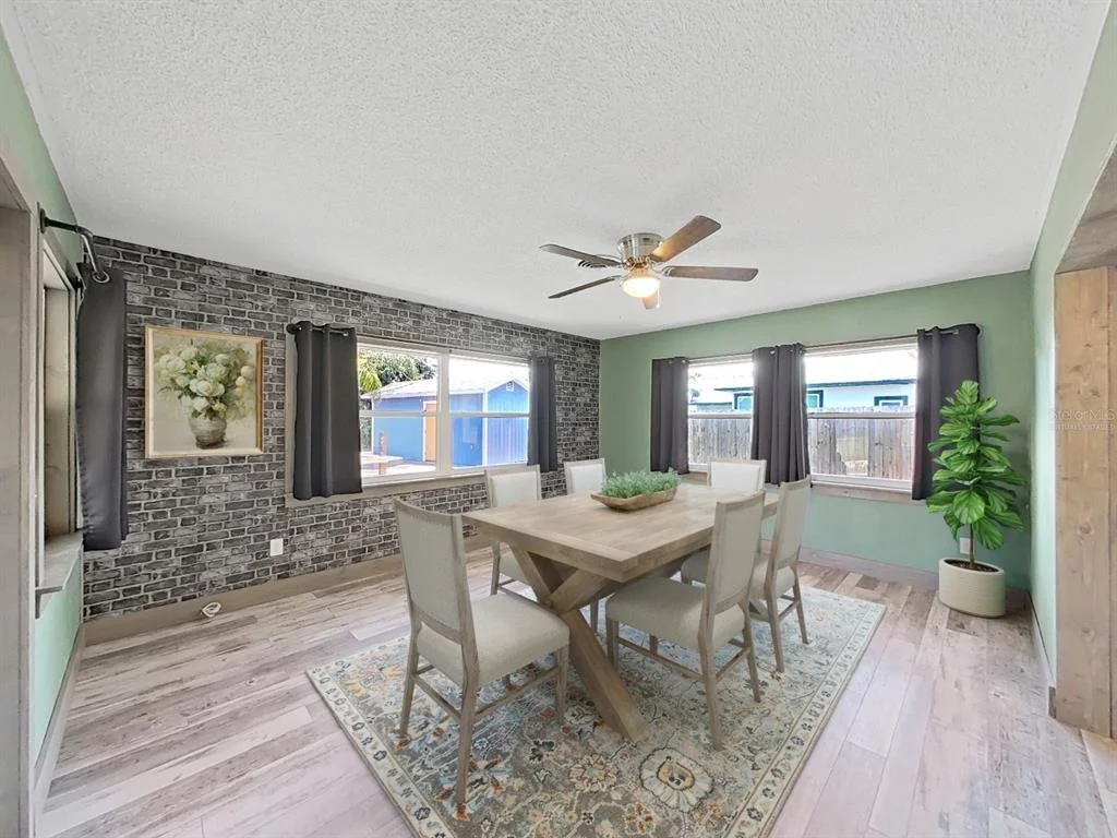 Photo of 5 N KEYSTONE DRIVE