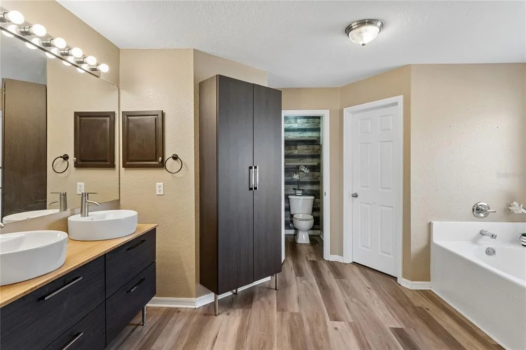 Photo of 10318 GIFFORD DRIVE