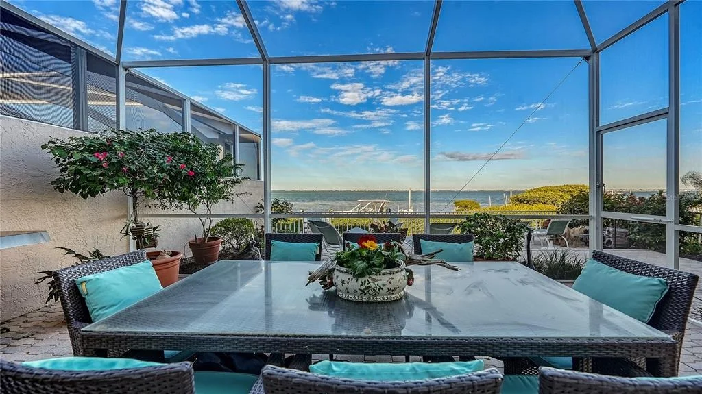 Photo of 3530 MISTLETOE LANE