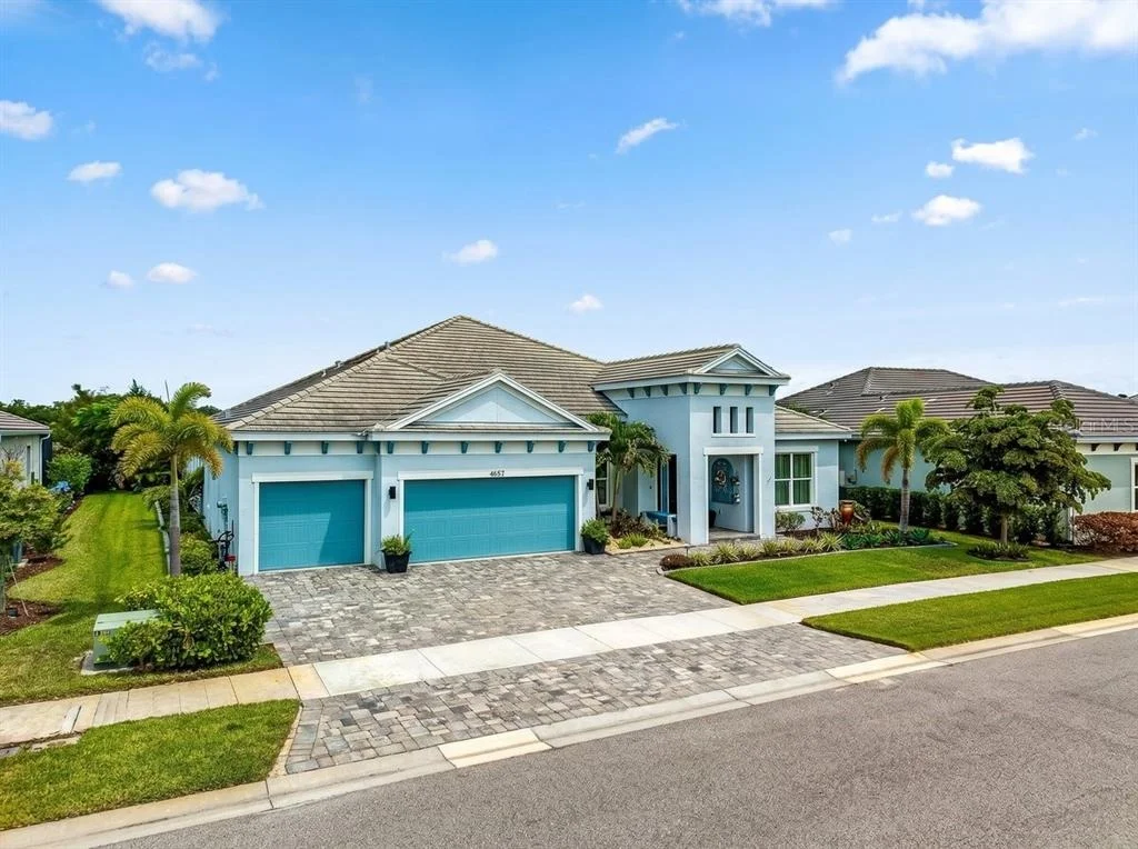 Photo of 4657 ANTRIM DRIVE