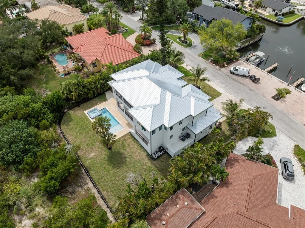 Photo of 626 BUTTONWOOD DRIVE
