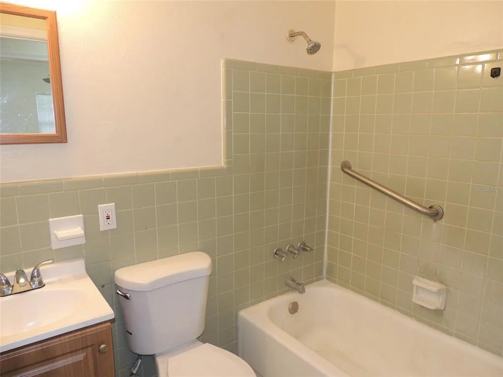 Photo of 330 SE 6TH STREET