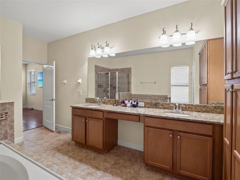 Photo of 6158 MERIWETHER CRESCENT