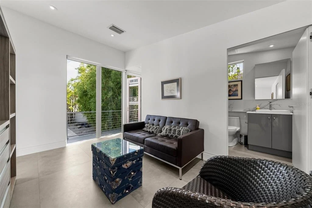 Photo of 1365 HARBOR DRIVE