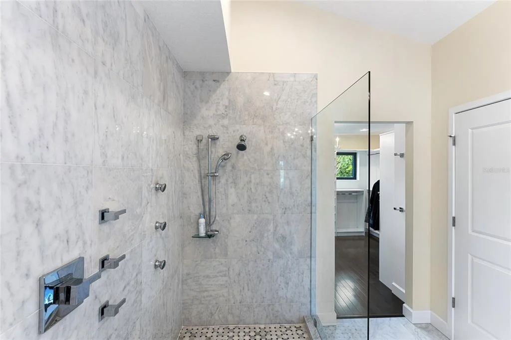 Photo of 200 JOHN ANDERSON DRIVE