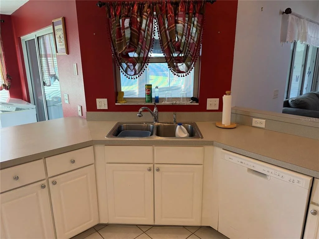 Photo of 546 TROUT LANE