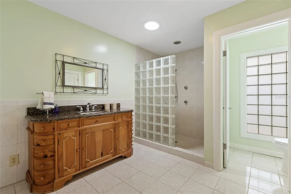 Photo of 290 BAYSIDE DRIVE