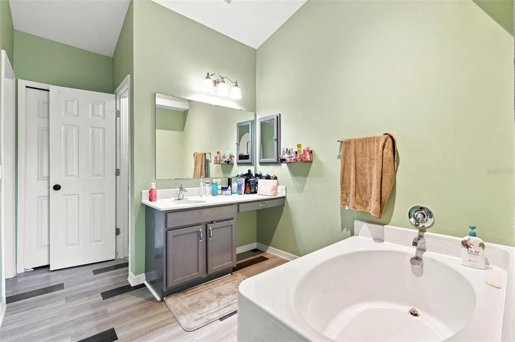 Photo of 6113 WATERFIELD WAY