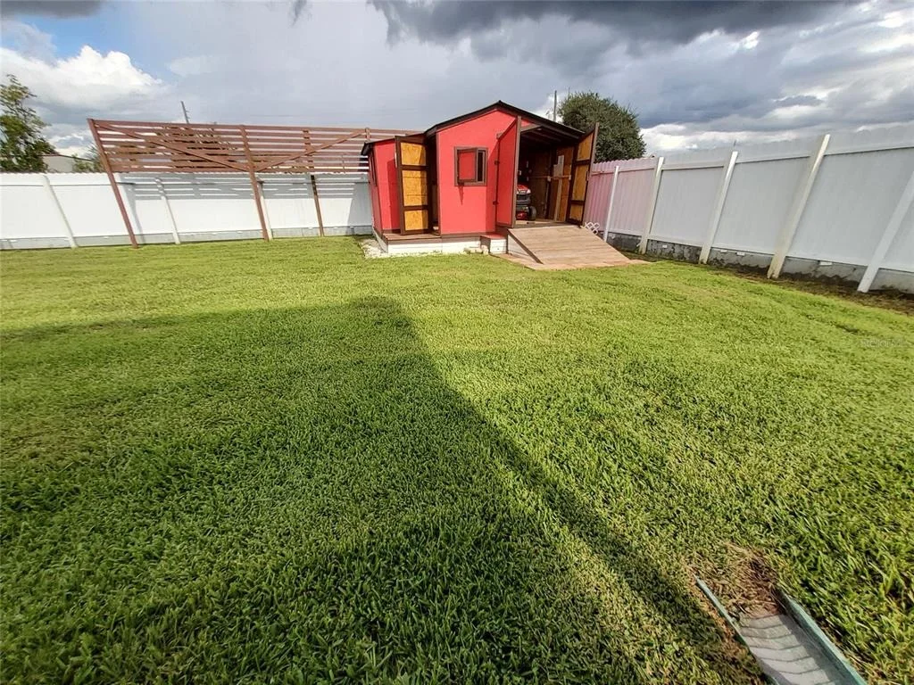 Photo of 1319 MANOR DRIVE