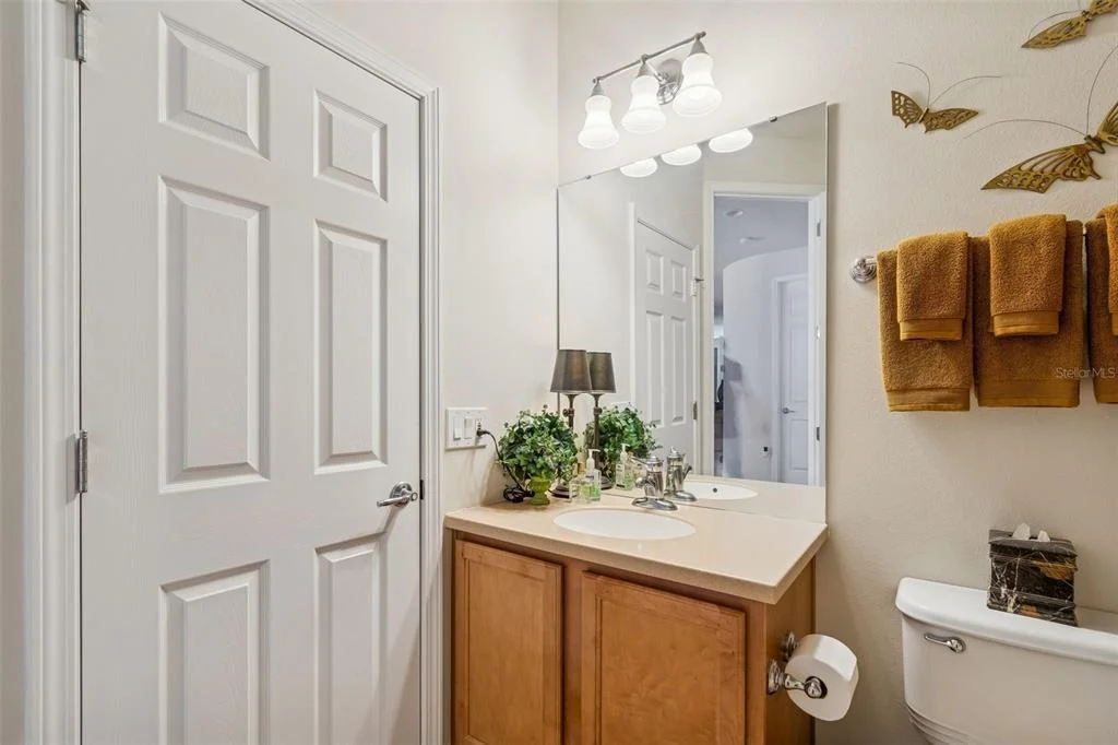 Photo of 894 LANTERN WAY