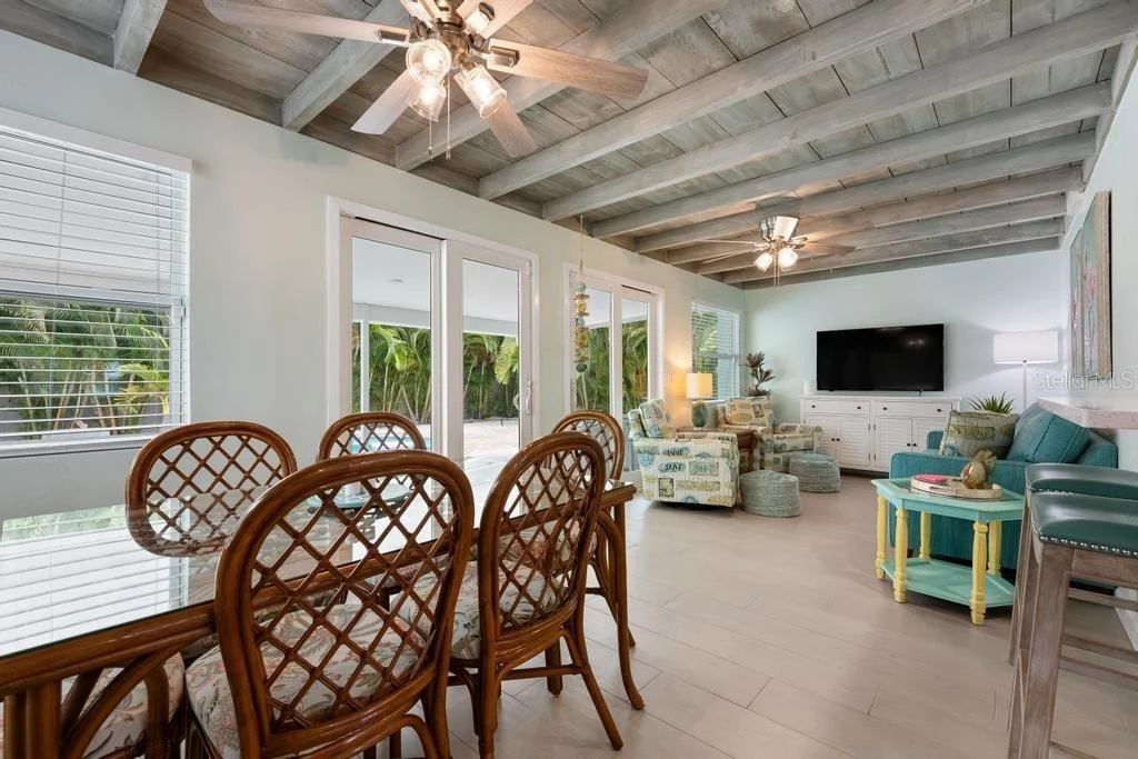 Photo of 406 BAY PALMS DRIVE
