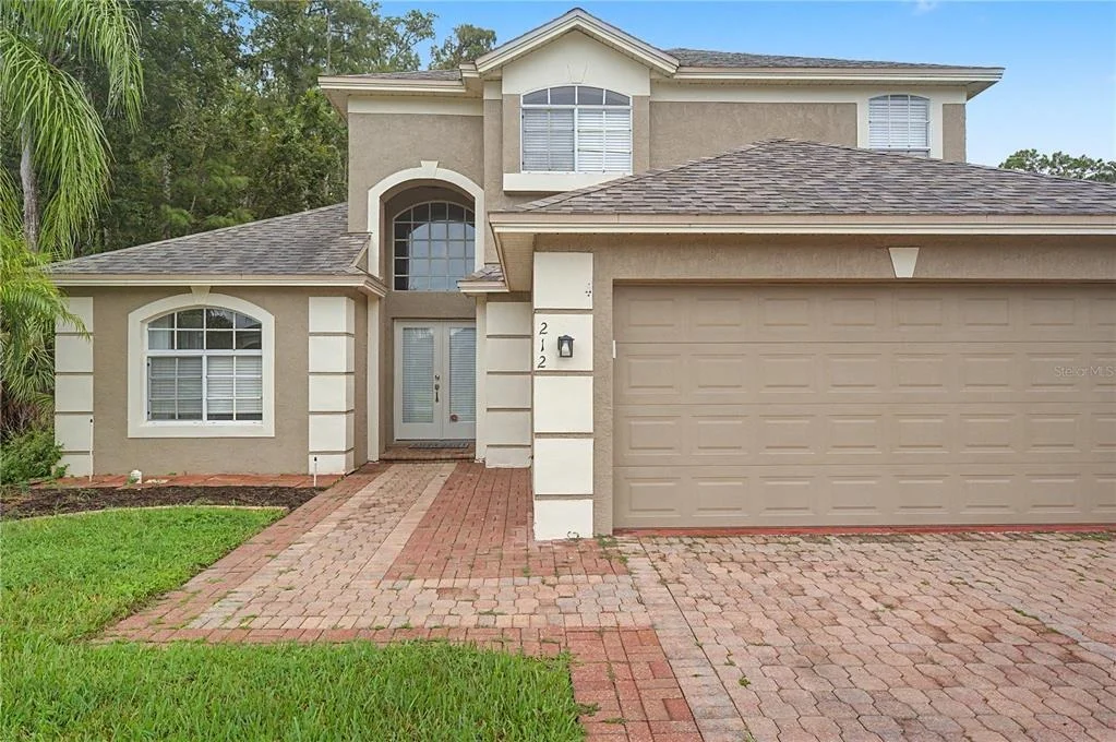 Photo of 212 ARBOR WOODS CIRCLE